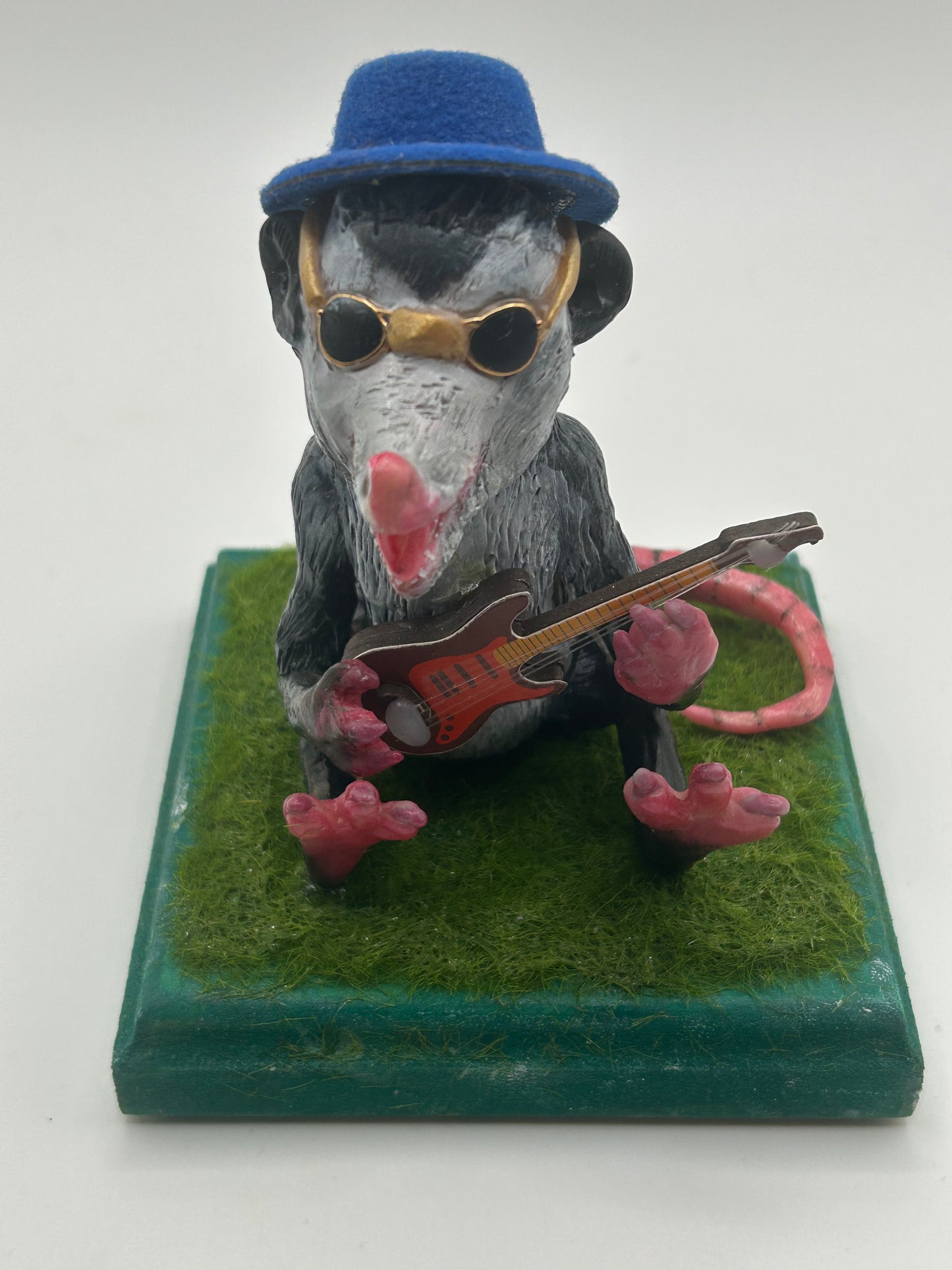 Sing the possum blues