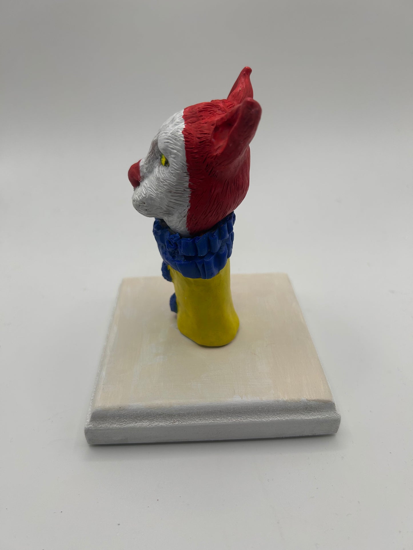 Clown cat